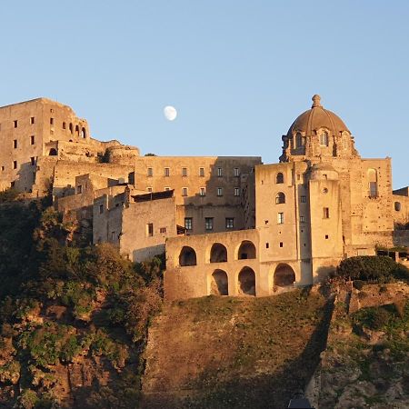 Casa Vacanze Aenaria 2 ايسكيا المظهر الخارجي الصورة